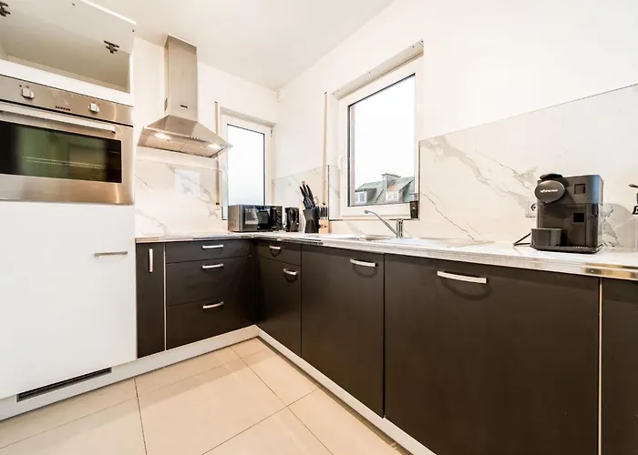 Beautiful Apartment In The City And Free Parking